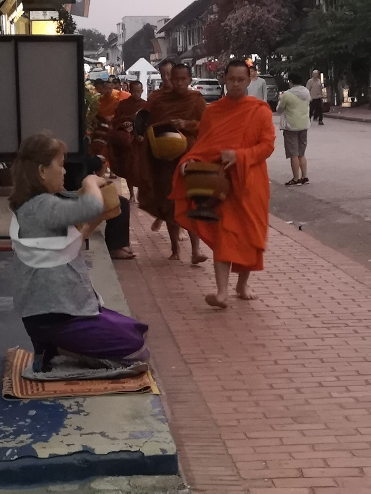 La khãwn Luang Prabang, Sábaidee Vientiane